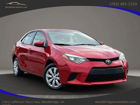 Used 2014 Toyota Corolla LE FWD image 1