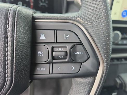 Used 2025 Toyota Tundra Limited image 16