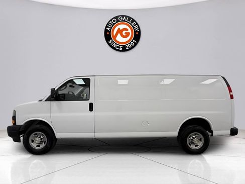 Used 2023 Chevrolet Express 2500 Extended w/ Driver Convenience Package image 4