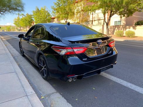Used 2019 Toyota Camry SE w/ Audio Package FWD image 13