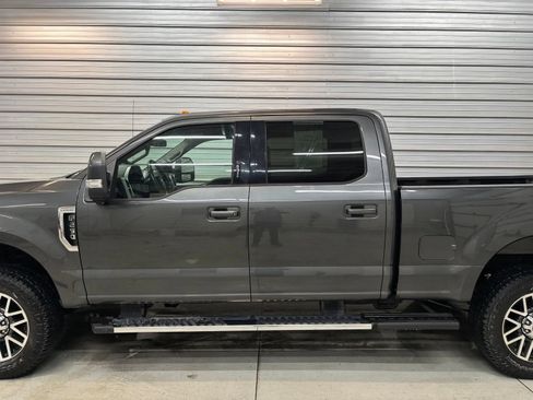 Used 2018 Ford F250 Lariat w/ Lariat Value Package AWD/4WD image 9