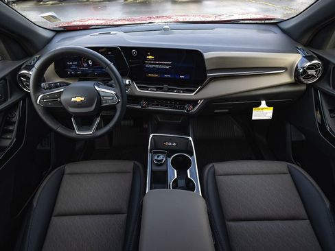 New 2026 Chevrolet Equinox LT w/ Convenience Package II image 27