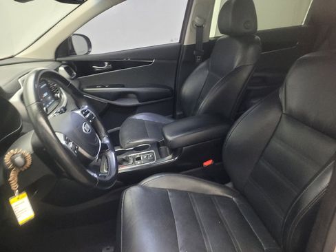 Used 2019 Kia Sorento SX FWD image 17