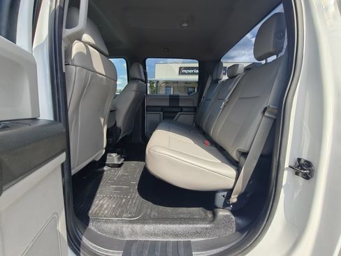 Used 2017 Ford F250 XL w/ Power Equipment Group AWD/4WD image 31