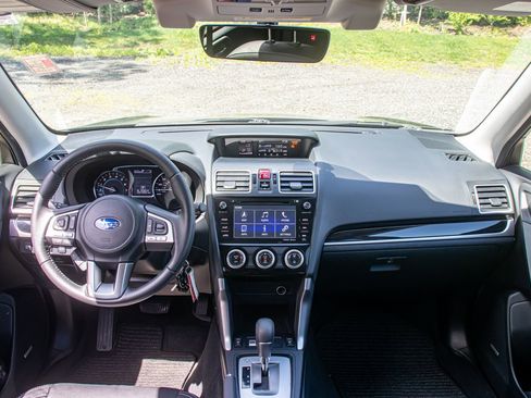Used 2018 Subaru Forester 2.5i Limited AWD/4WD image 15