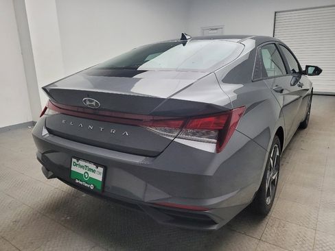 Used 2023 Hyundai Elantra SEL w/ Convenience Package FWD image 9