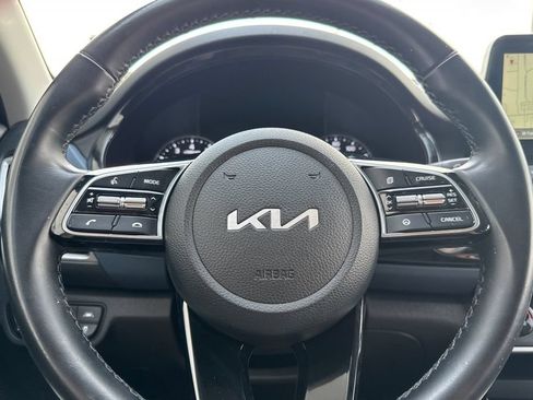 Used 2022 Kia Seltos S AWD/4WD image 24