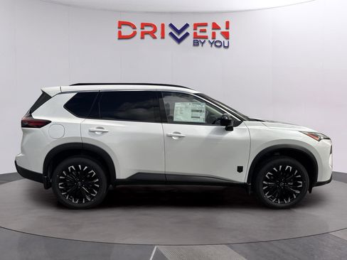 New 2026 Nissan Rogue SV AWD/4WD image 6
