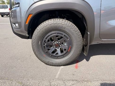 New 2026 Nissan Frontier PRO-4X w/ Tow Package AWD/4WD image 9
