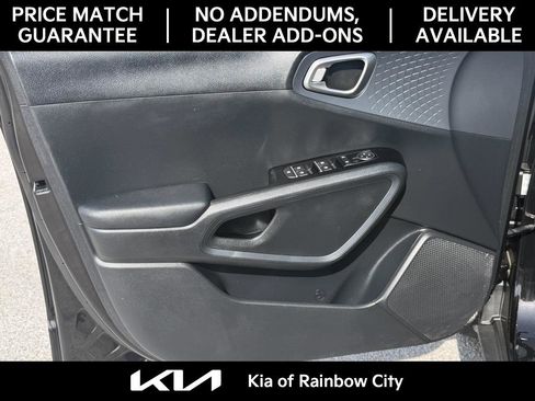 Used 2021 Kia Soul S image 11