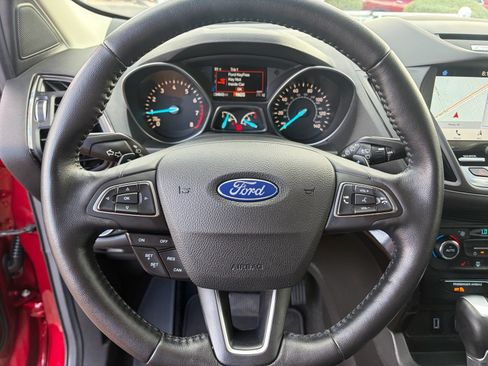 Used 2017 Ford Escape Titanium FWD image 14