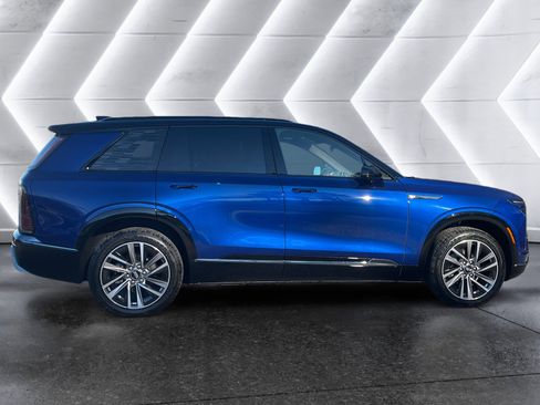 New 2026 Cadillac Vistiq Sport image 7