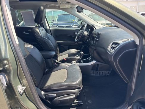Used 2020 Jeep Compass Latitude FWD image 16