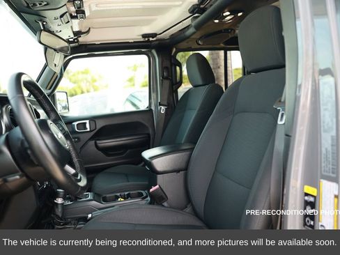 Used 2021 Jeep Wrangler Unlimited Sport S image 18