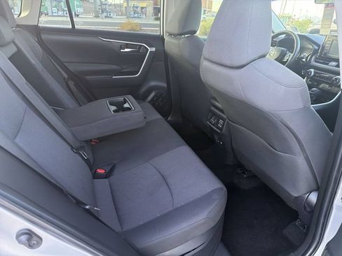 Used 2019 Toyota RAV4 XLE w/ Convenience Package AWD/4WD image 30