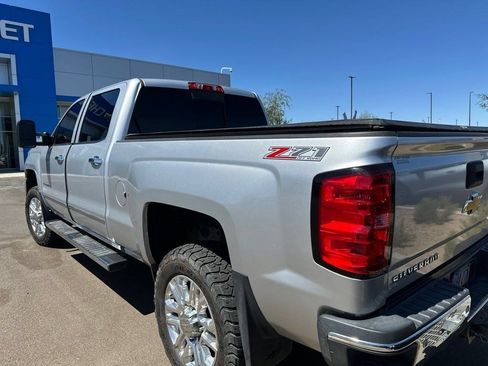 Used 2015 Chevrolet Silverado 2500 LTZ w/ Duramax Plus Package AWD/4WD image 2