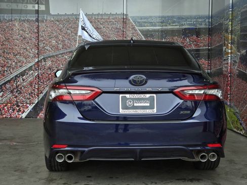 Used 2021 Toyota Camry XSE image 7