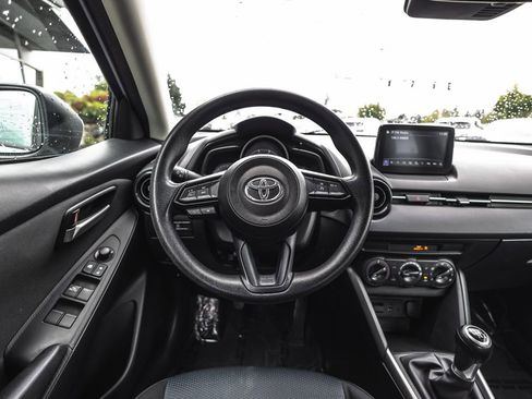 Used 2019 Toyota Yaris L FWD image 24