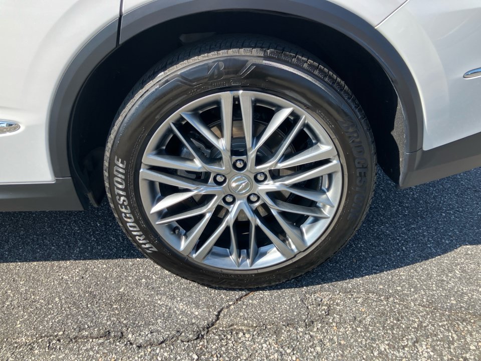 Used 2024 Acura MDX w/ Advance Package AWD/4WD image 26