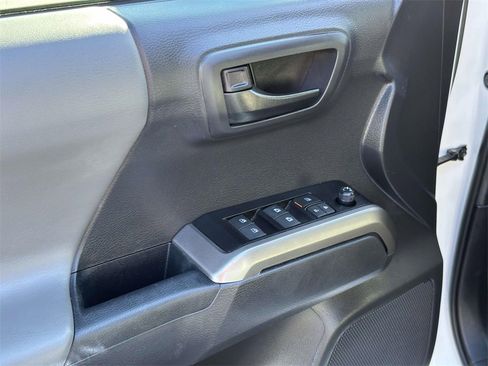 Used 2023 Toyota Tacoma SR5 image 18