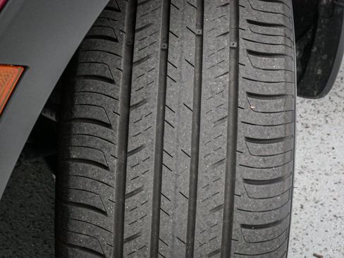 Used 2026 Honda CR-V Sport image 12