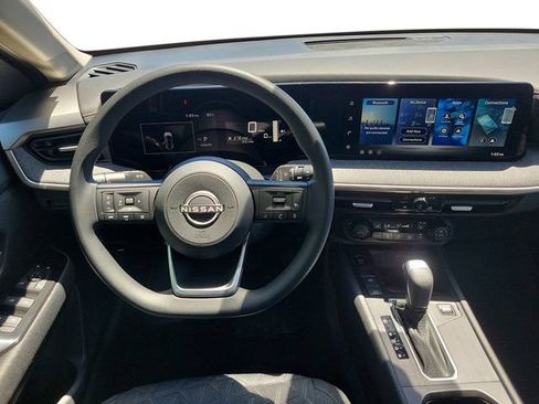 New 2026 Nissan Kicks SV w/ SV Premium Package FWD image 22