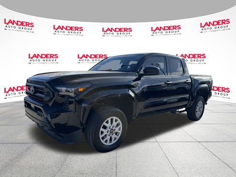 Used 2025 Toyota Tacoma SR image 9