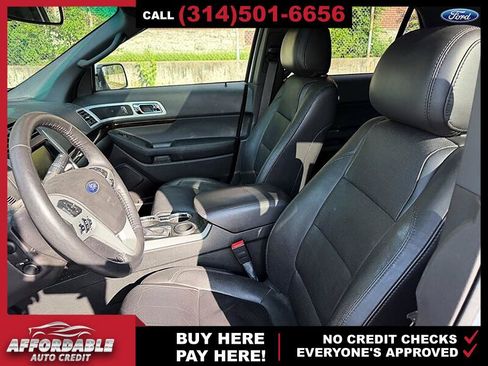 Used 2015 Ford Explorer Limited w/ Equipment Group 302A FWD image 10