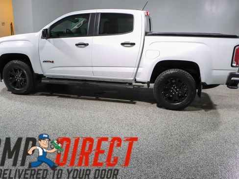 Used 2022 GMC Canyon AT4 image 10