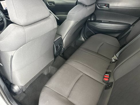 Used 2024 Toyota Corolla Cross LE FWD image 16