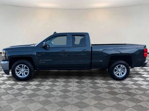 Used 2018 Chevrolet Silverado 1500 LT w/ All Star Edition AWD/4WD image 4