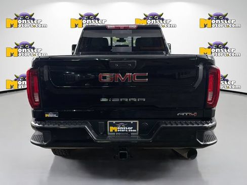 Used 2023 GMC Sierra 2500 AT4 w/ AT4 Preferred Package AWD/4WD image 6