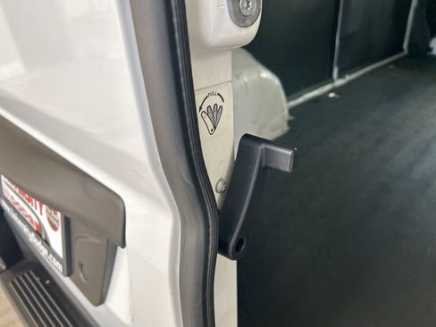Used 2025 RAM ProMaster 2500 w/ Convenience Group FWD image 34