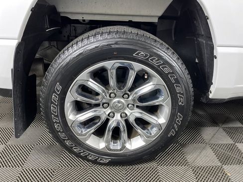 Used 2023 RAM 1500 Laramie image 12