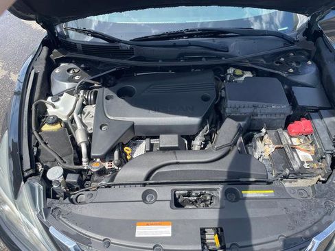 Used 2017 Nissan Altima 2.5 SR image 8