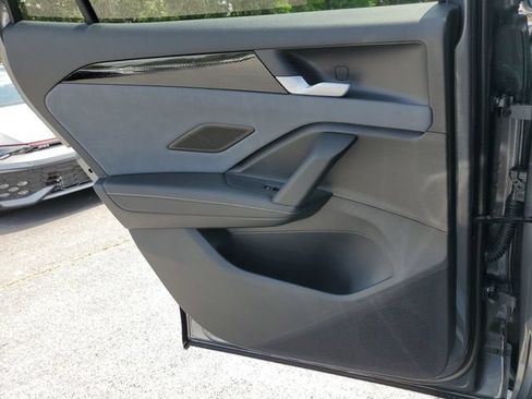 New 2026 Volkswagen Tiguan SE R-Line FWD image 13