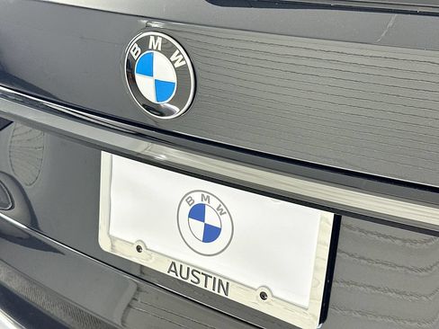 Used 2026 BMW X7 xDrive40i w/ M Sport Package AWD/4WD image 22