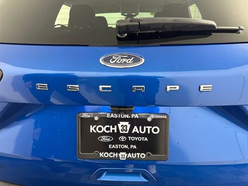 Used 2021 Ford Escape SE w/ Cold Weather Package AWD/4WD image 25