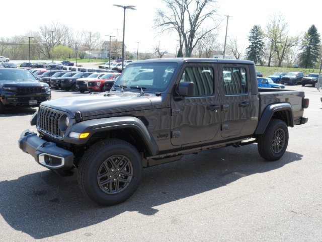 New 2026 Jeep Gladiator Sport AWD/4WD image 7