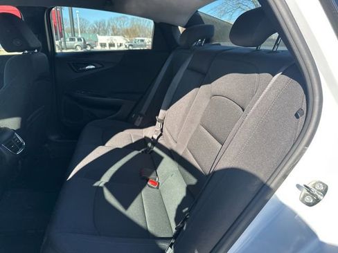 Used 2024 Chevrolet Malibu LT image 23