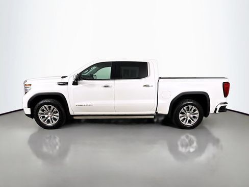Used 2022 GMC Sierra 1500 Denali w/ Denali Carbonpro Edition AWD/4WD image 4