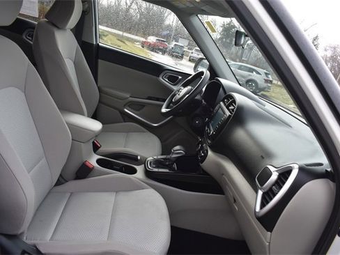Certified 2021 Kia Soul LX image 12
