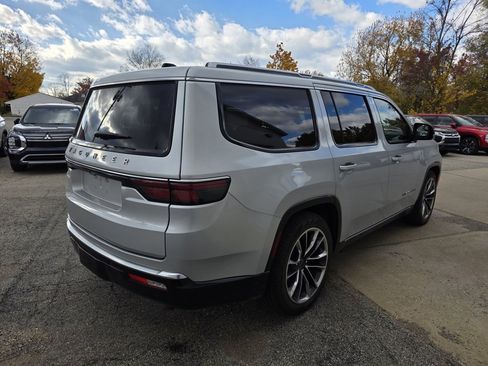 New 2025 Jeep Wagoneer Series III w/ Premium Group I image 5