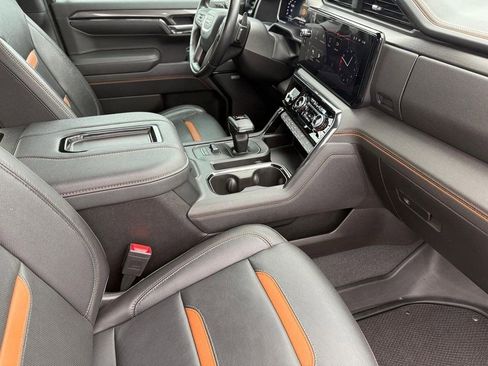 Used 2022 GMC Sierra 1500 AT4 w/ AT4 Preferred Package image 21