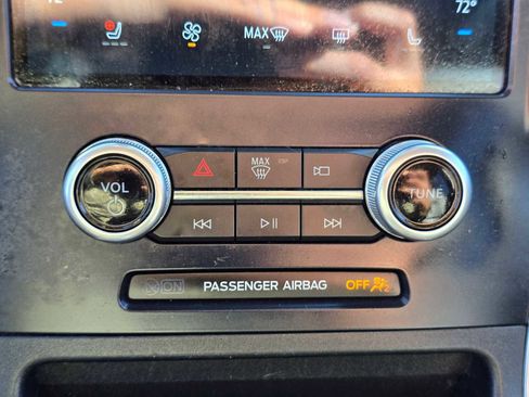 Used 2022 Ford Edge Titanium image 36