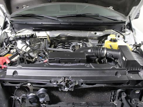 Used 2014 Ford F150 STX w/ Equipment Group 201A Mid image 7