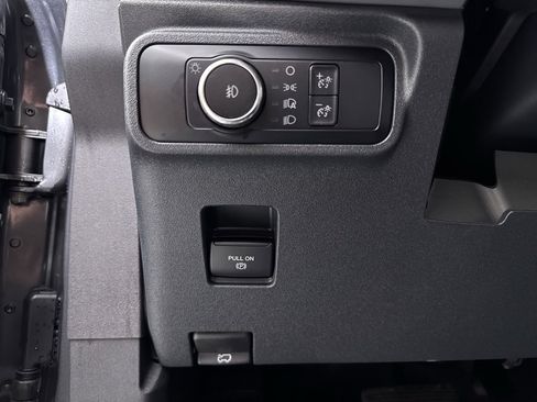 Used 2024 Ford Bronco Black Diamond image 27