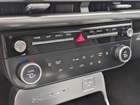 New 2026 Hyundai Ioniq 9 SE image 33