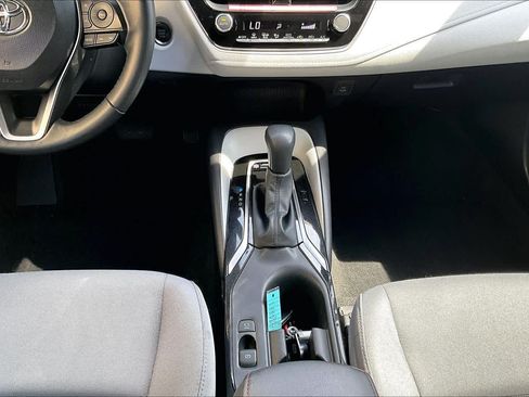 Used 2025 Toyota Corolla SE FWD image 17