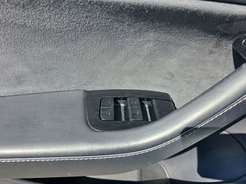 Used 2020 Tesla Model 3 Long Range image 39